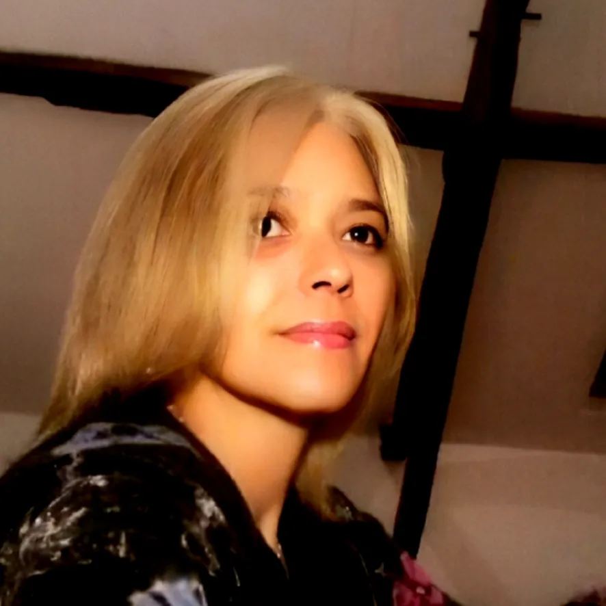 avatar LUISE LECOMTE
